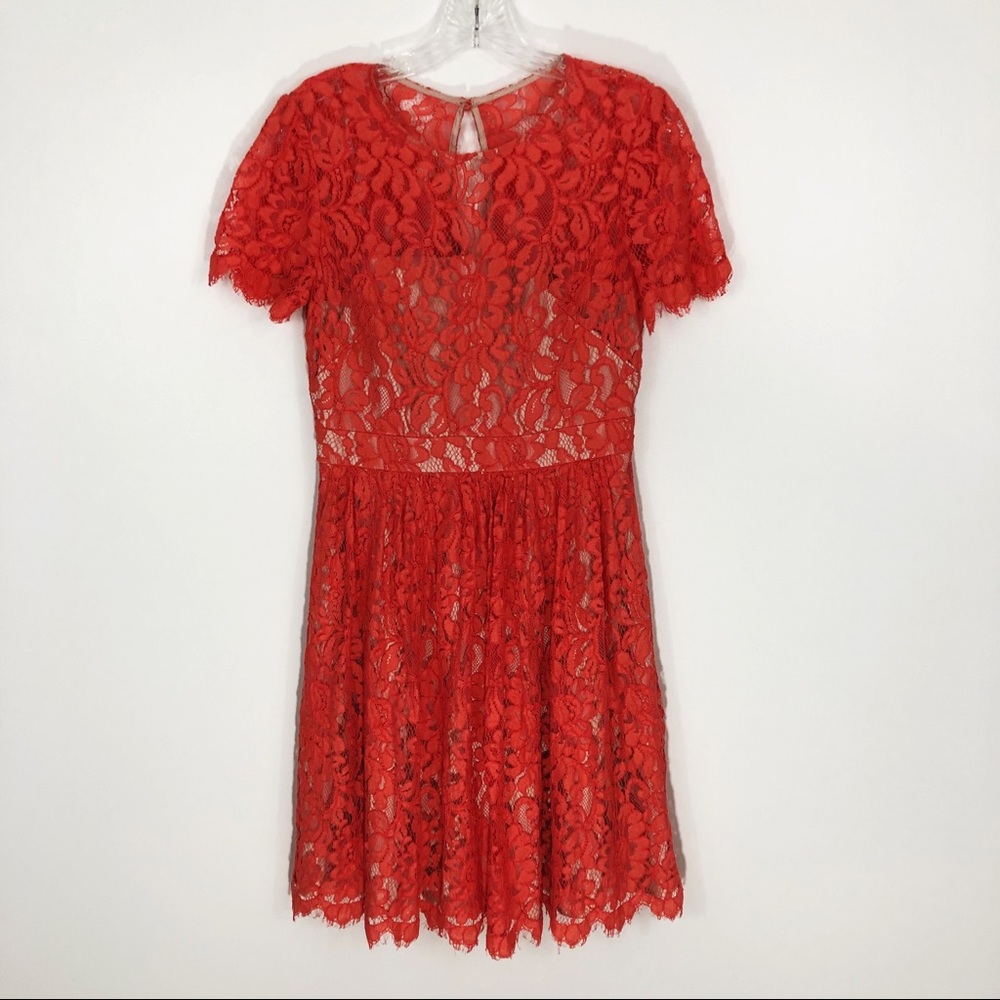 Eliza J Lace Sleeve Shift Dress in Corral Size 4 New With Tags
